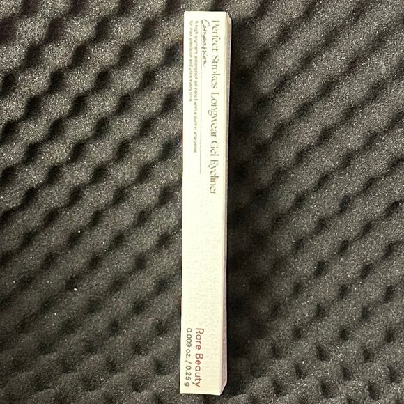 Rare Beauty Perfect Strokes Longwear & Waterproof Gel Eyeliner - Picture 4 of 11